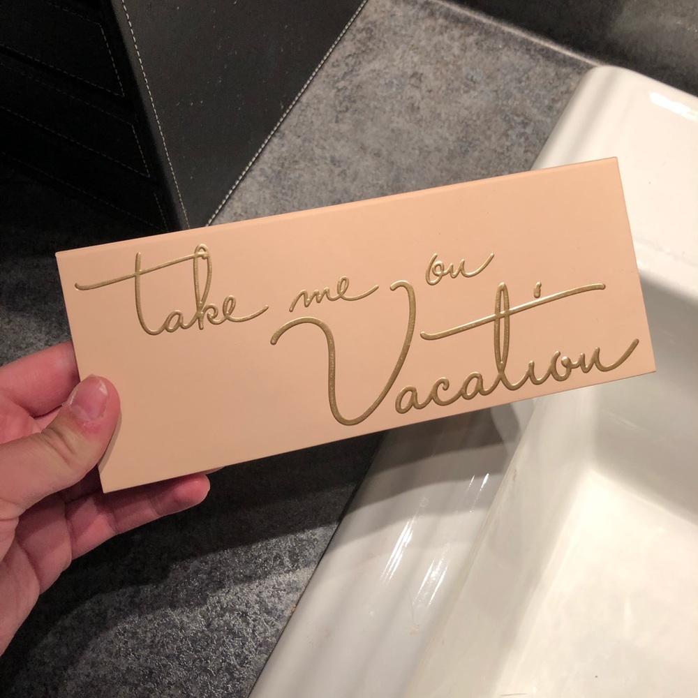 Kylie Cosmetics: Take Me On Vacation Palette - Picture 2 of 3